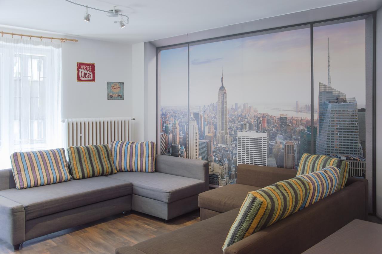 Modern Dlouha Apartment *